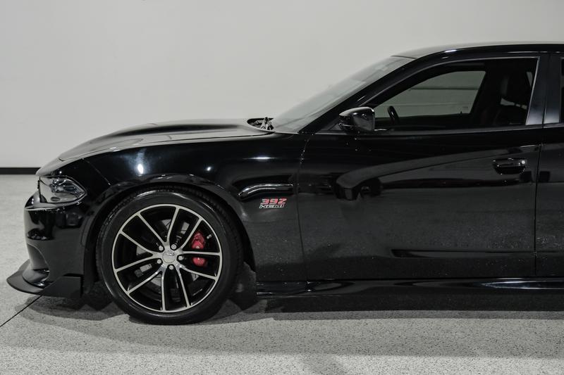 2016 Dodge Charger R/T Scat Pack Sedan 4D 13