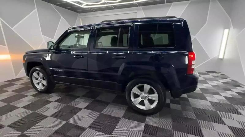 2014 Jeep Patriot Latitude Sport Utility 4D 4