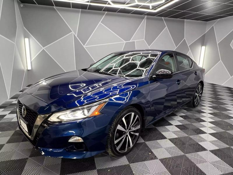 2019 Nissan Altima 2.5 SR Sedan 4D 2