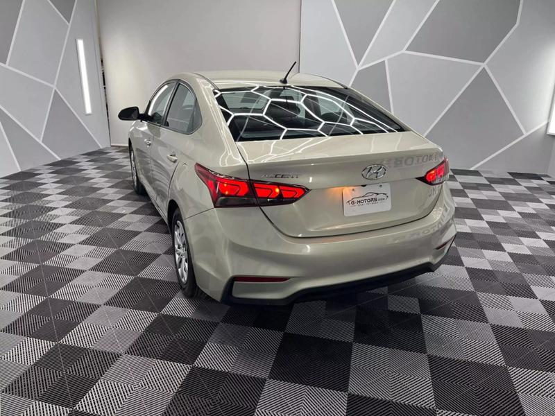 2020 Hyundai Accent SEL Sedan 4D 12