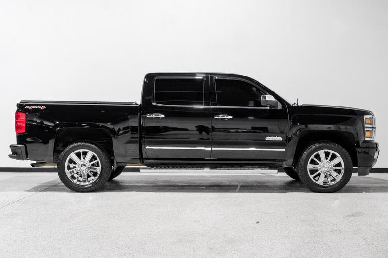 2015 Chevrolet Silverado 1500 Crew Cab High Country Pickup 4D 5 3/4 ft 5