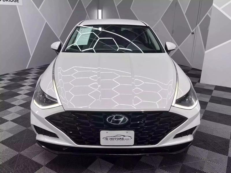 2020 Hyundai Sonata SEL Sedan 4D 9