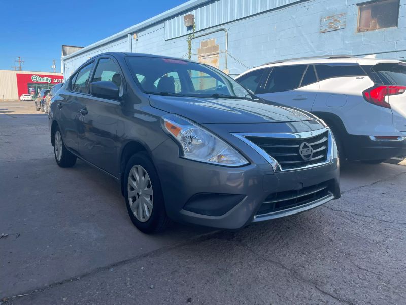 2017 Nissan Versa 1.6 S