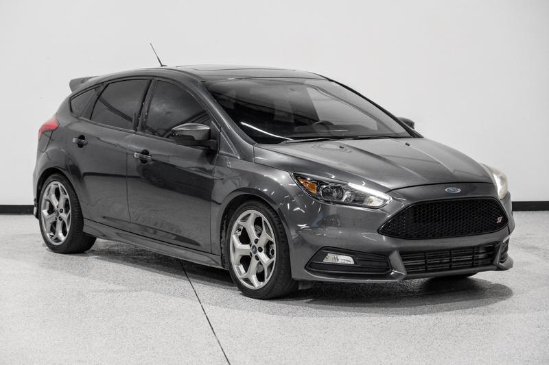 2017 Ford Focus ST Hatchback 4D 4