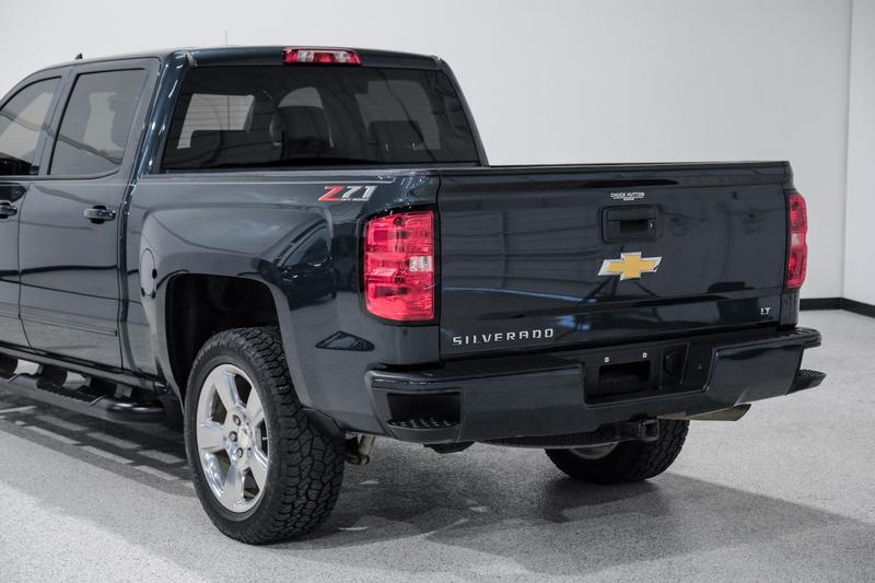 2018 Chevrolet Silverado 1500 Crew Cab LT Pickup 4D 6 1/2 ft 18