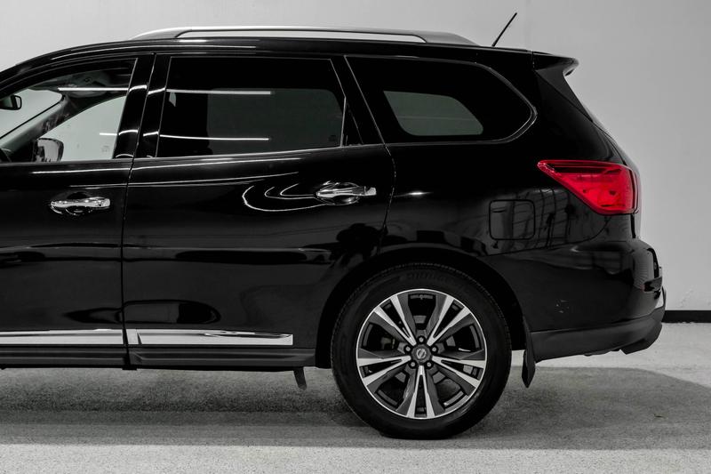 2018 Nissan Pathfinder Platinum Sport Utility 4D 15