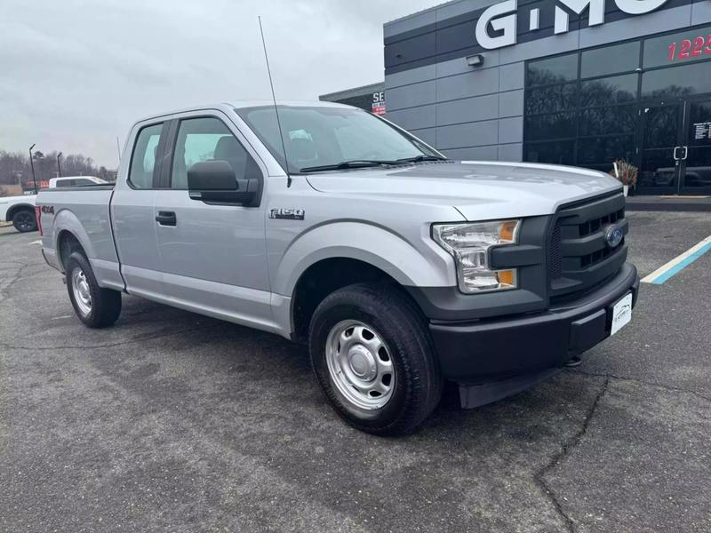 2017 Ford F150 Super Cab XLT Pickup 4D 6 1/2 ft 11