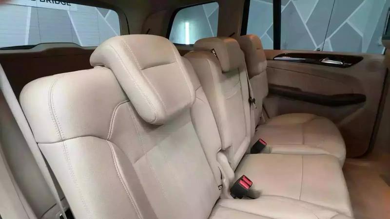 2016 Mercedes-Benz GL-Class GL 450 4MATIC Sport Utility 4D 23