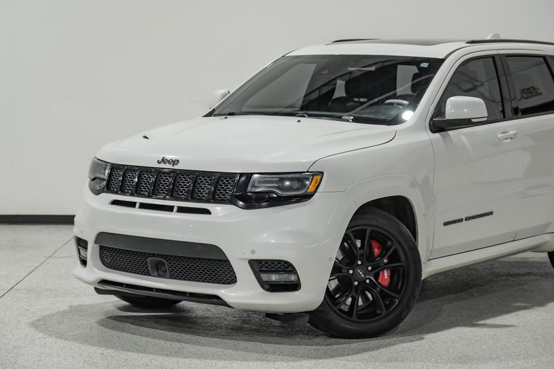 2017 Jeep Grand Cherokee SRT Sport Utility 4D 10