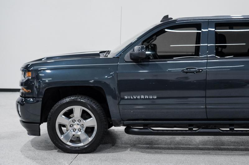 2018 Chevrolet Silverado 1500 Crew Cab LT Pickup 4D 6 1/2 ft 19