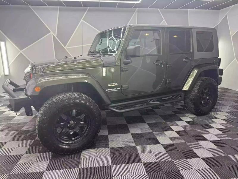 2009 Jeep Wrangler Unlimited Sahara Sport Utility 4D 3