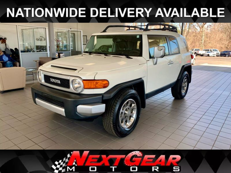 2013 Toyota FJ Cruiser Base