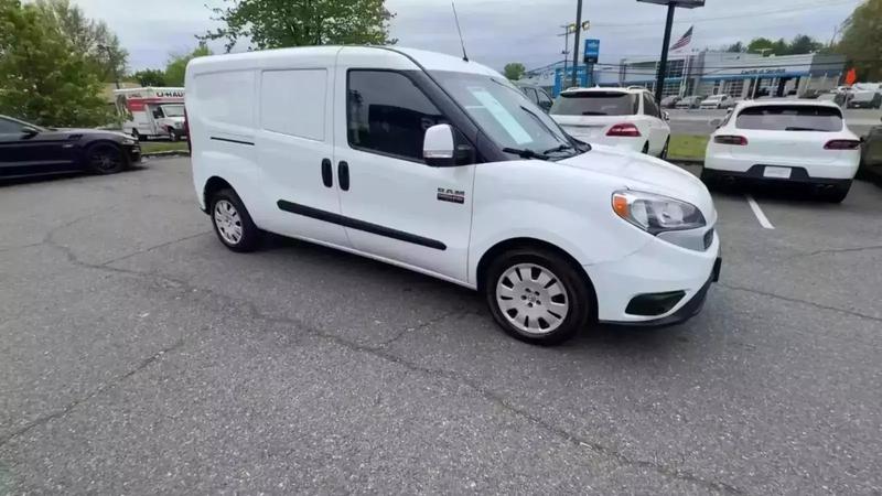 2019 Ram ProMaster City Wagon SLT Van 4D 23