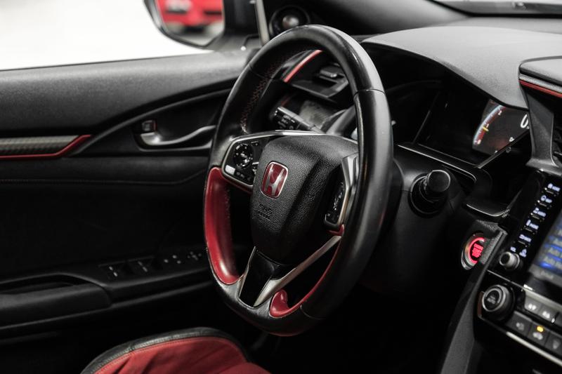 2019 Honda Civic Type R Touring Hatchback Sedan 4D 18