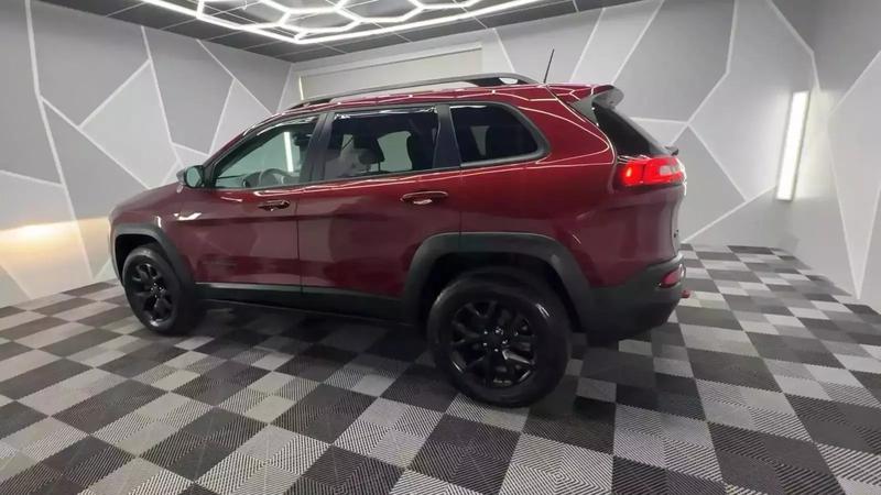 2018 Jeep Cherokee TrailHawk Sport Utility 4D 5