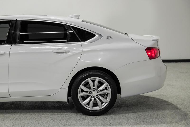 2018 Chevrolet Impala LT Sedan 4D 17