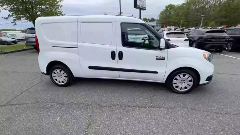 2019 Ram ProMaster City Wagon SLT Van 4D 21