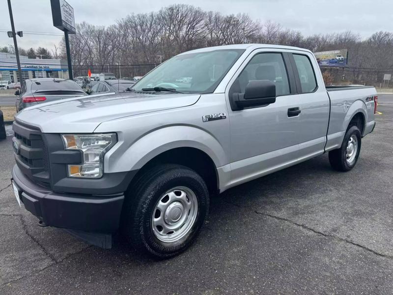 2017 Ford F150 Super Cab XLT Pickup 4D 6 1/2 ft 2