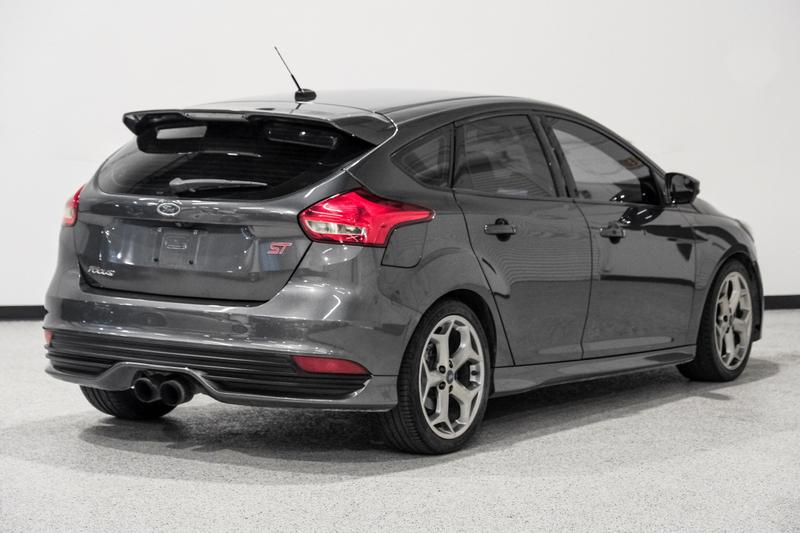 2017 Ford Focus ST Hatchback 4D 6