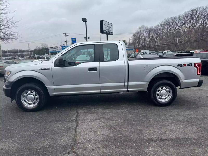 2017 Ford F150 Super Cab XLT Pickup 4D 6 1/2 ft 4