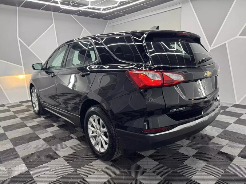 2018 Chevrolet Equinox LS Sport Utility 4D 5