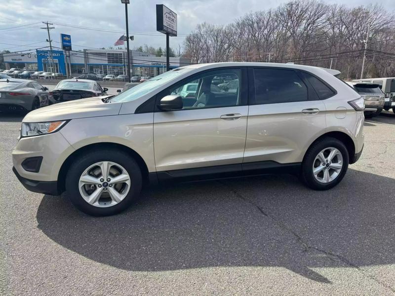 2018 Ford Edge SE Sport Utility 4D 3