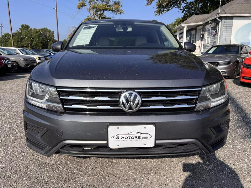 2018 Volkswagen Tiguan 2.0T SEL 4MOTION Sport Utility 4D 10