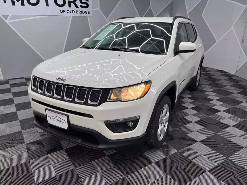 2021 Jeep Compass Latitude Sport Utility 4D 22