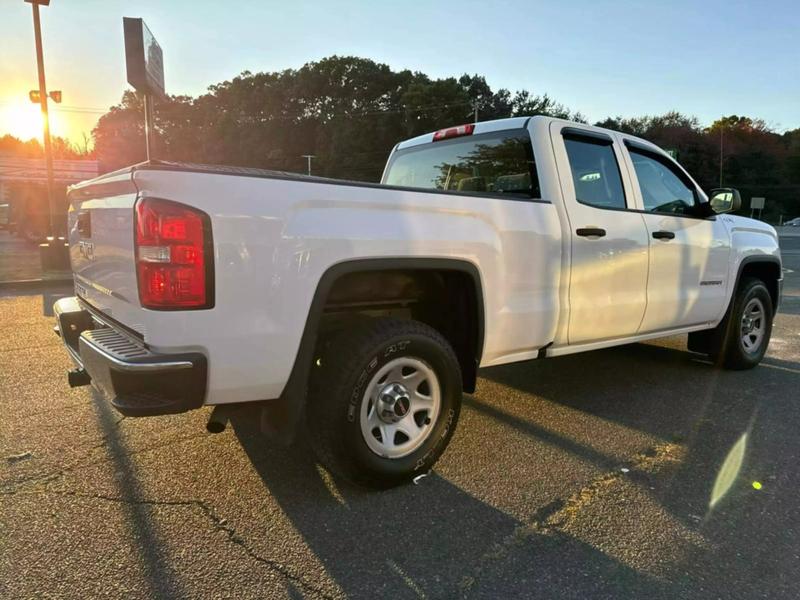 2017 GMC Sierra 1500 Double Cab Pickup 4D 6 1/2 ft 10