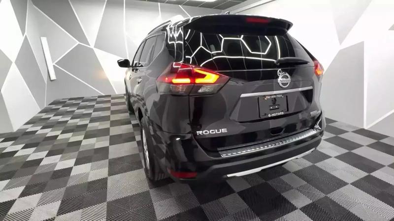 2020 Nissan Rogue S Sport Utility 4D 9