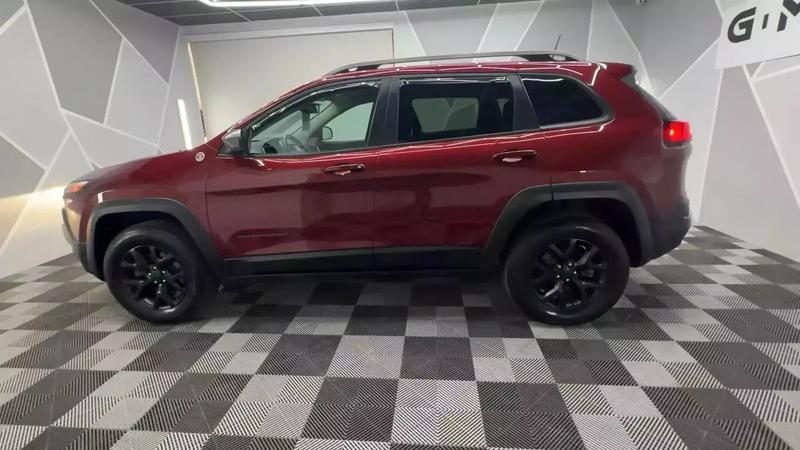 2018 Jeep Cherokee TrailHawk Sport Utility 4D 4