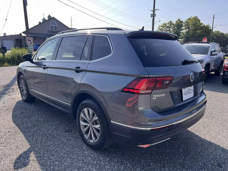 2018 Volkswagen Tiguan 2.0T SEL 4MOTION Sport Utility 4D 6