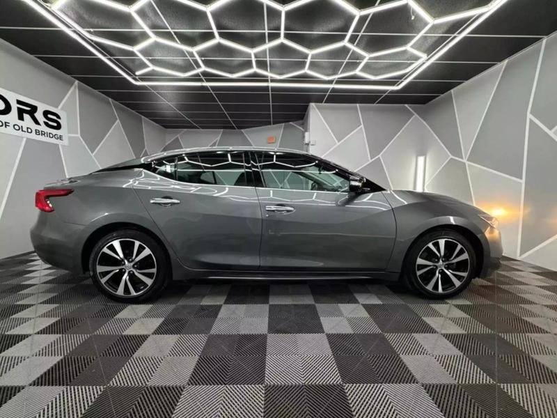 2018 Nissan Maxima SV Sedan 4D 11