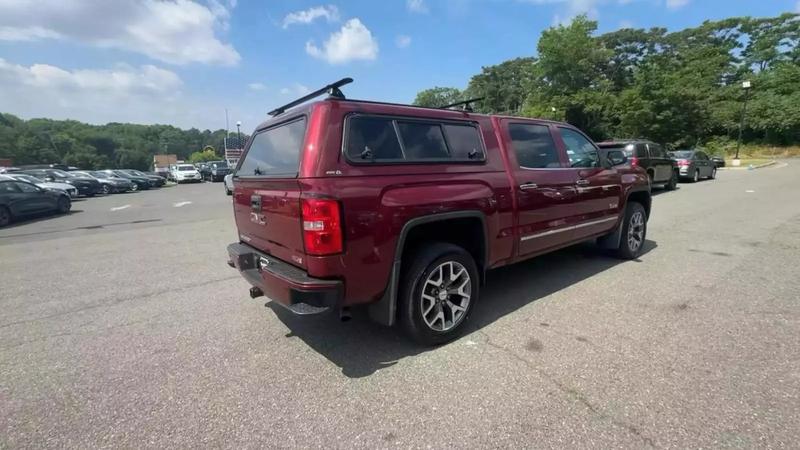 2015 GMC Sierra 1500 Crew Cab SLT Pickup 4D 5 3/4 ft 11