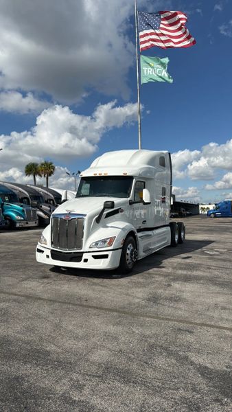 Ａタイプ 2023 Peterbilt 579 For Sale | 80