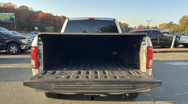 2015 Ford F150 Super Cab XLT Pickup 4D 6 1/2 ft 20