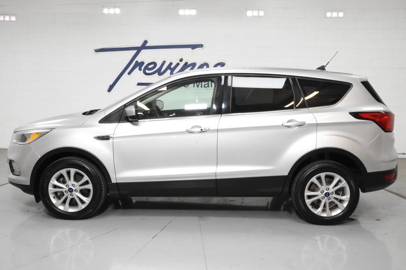 2019 Ford Escape SE Sport Utility 4D 15