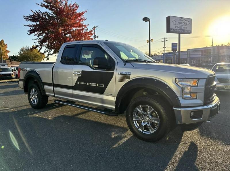 2015 Ford F150 Super Cab XLT Pickup 4D 6 1/2 ft 12