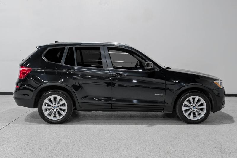 2017 BMW X3 sDrive28i Sport Utility 4D 5