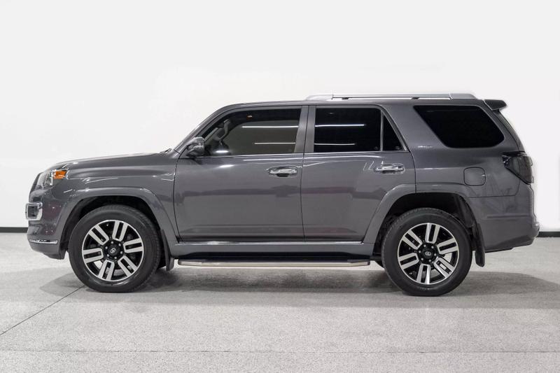 2018 Toyota 4Runner Limited Sport Utility 4D 9