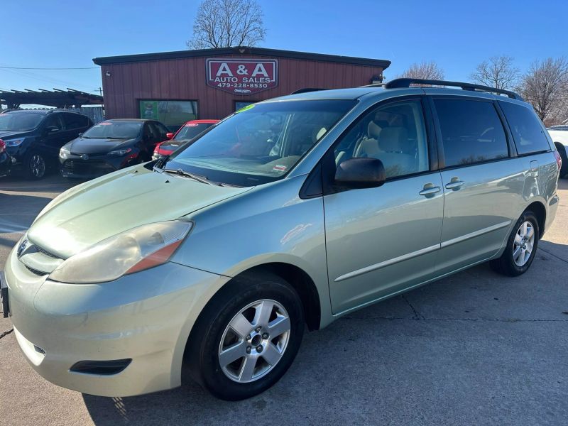 2008 Toyota Sienna CE