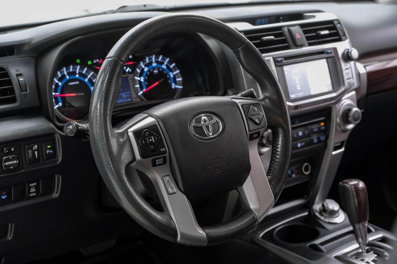 2018 Toyota 4Runner Limited Sport Utility 4D 25