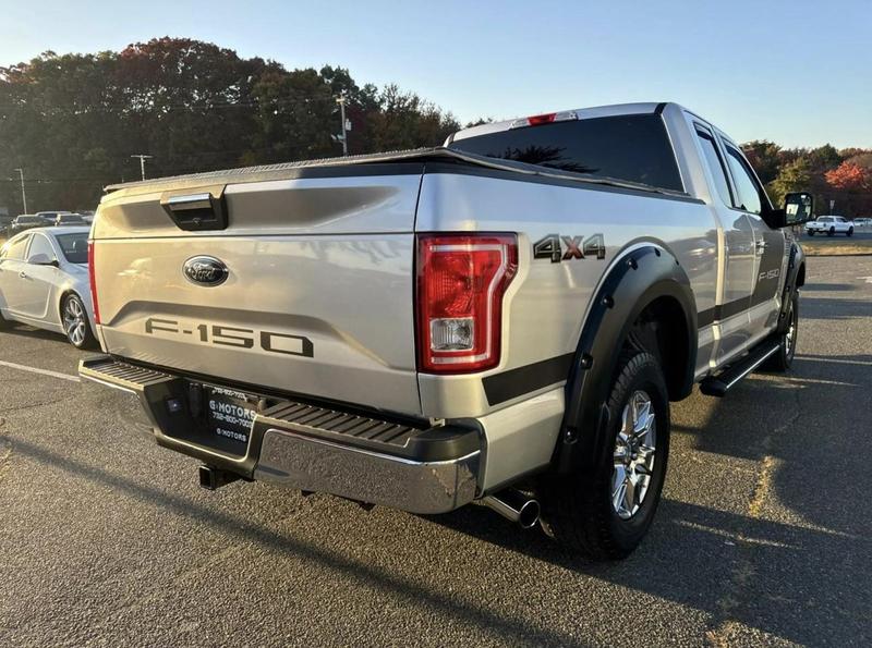 2015 Ford F150 Super Cab XLT Pickup 4D 6 1/2 ft 9