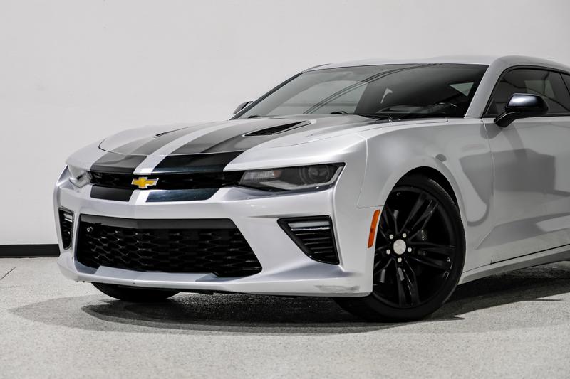 2016 Chevrolet Camaro SS Coupe 2D 10