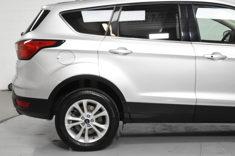 2019 Ford Escape SE Sport Utility 4D 10