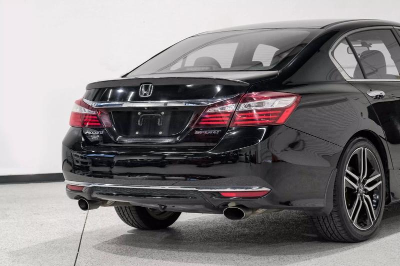 2016 Honda Accord Sport Sedan 4D 14