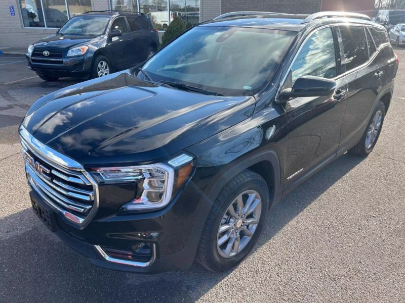 2024 GMC Terrain SLT