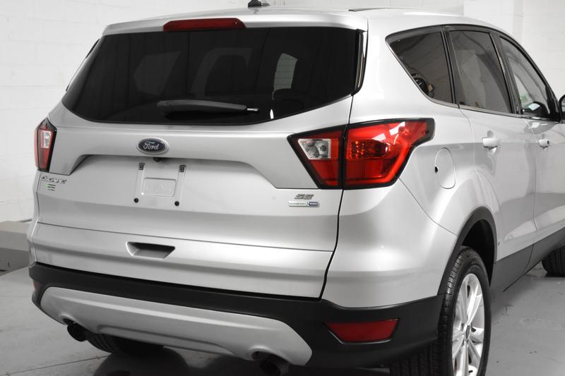 2019 Ford Escape SE Sport Utility 4D 3