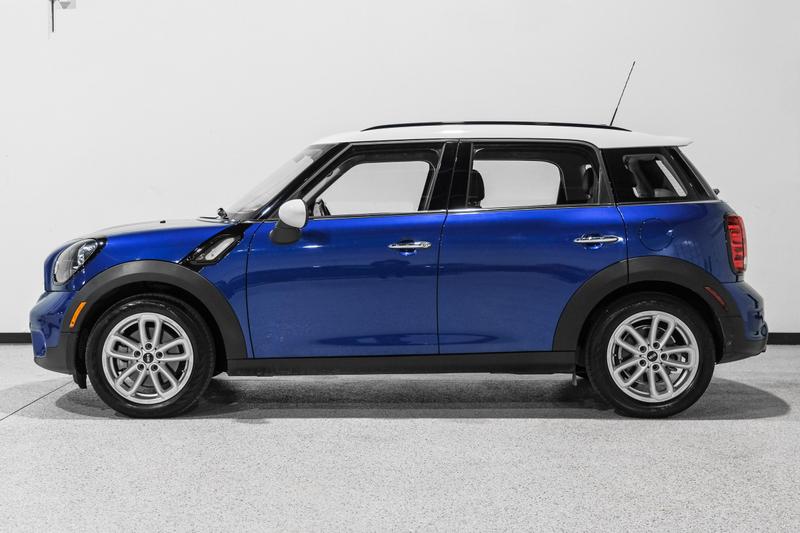 2015 MINI Countryman Cooper S Hatchback 4D 9