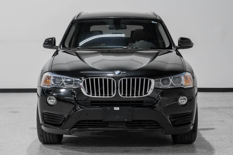 2017 BMW X3 sDrive28i Sport Utility 4D 3